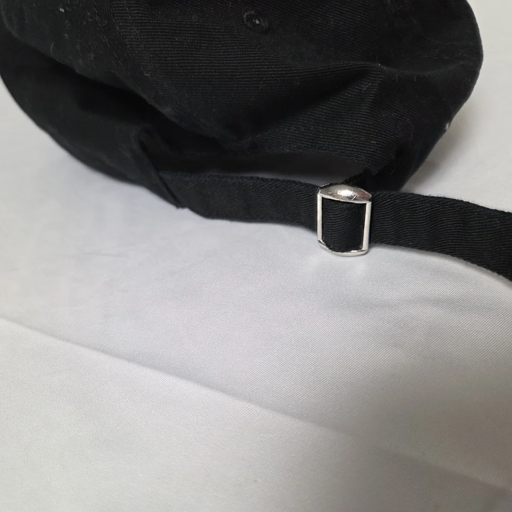 MAD Engine stylish black